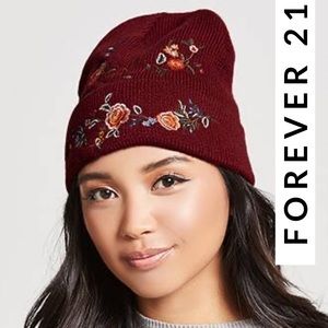 NWOT Floral Embroidered Beanie